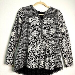New Directions Black & Cream Patterned Tunic. Sz PS.